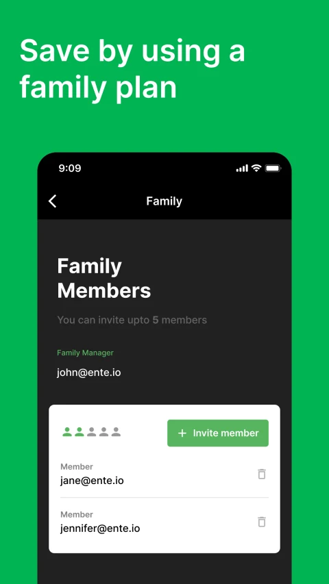 Ente Photos publisher screenshot of family members and invitations